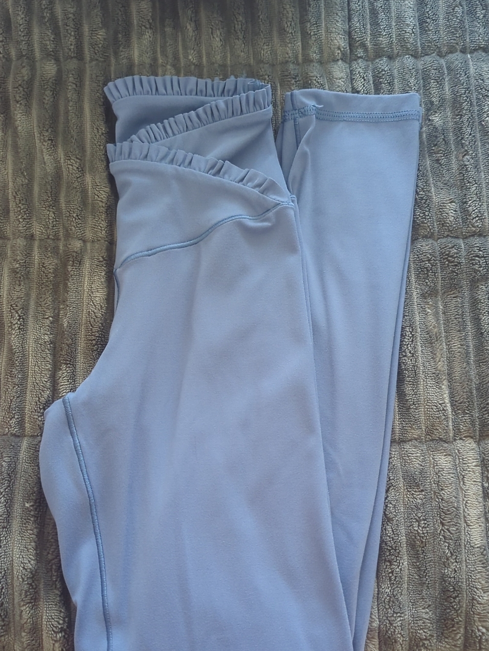 Aerie Real Me Xtra Light Blue High Rise Ruffled Waist Leggings